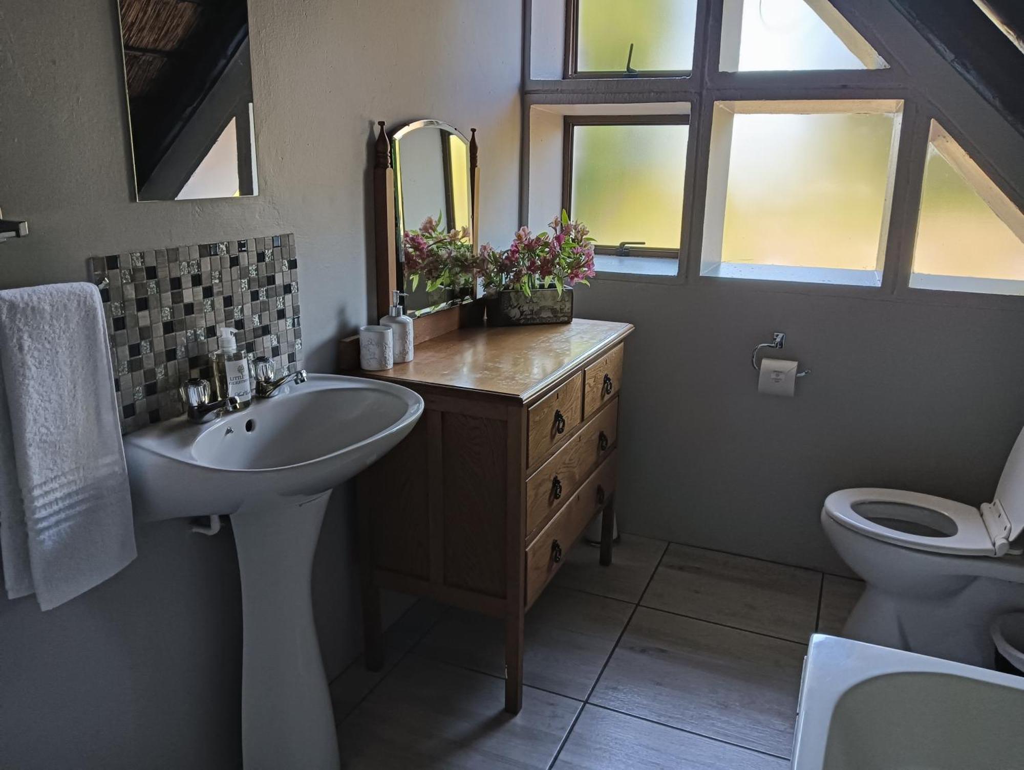 Bed and Breakfast Little Tree Loft 2 Uitenhage Esterno foto